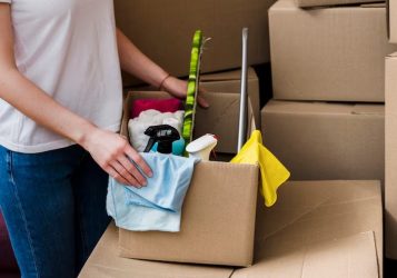 imgi_4_crop-woman-packing-boxes_23-2147758886